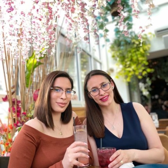 Meet your Posher, Sofika sota - Picture 1 of 1